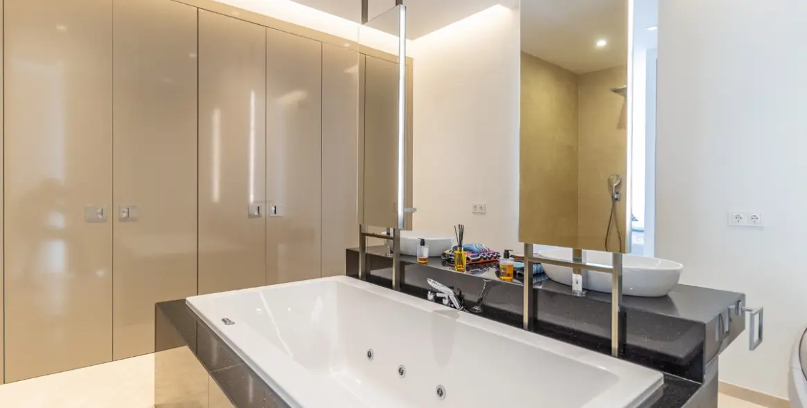 Venta de villa independiente en Benahavís 14