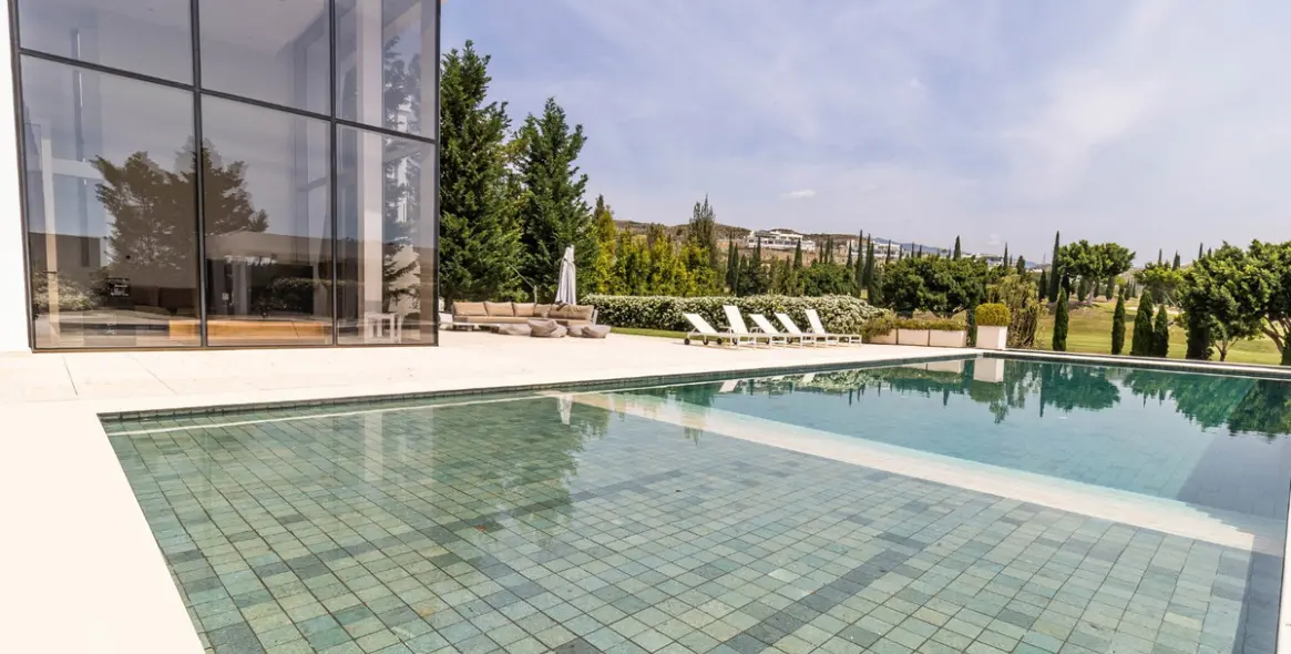 Краткосрочная аренда  отдельно стоящей виллы в Benahavís 37