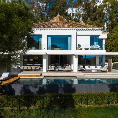 Venta de villa independiente en La Quinta