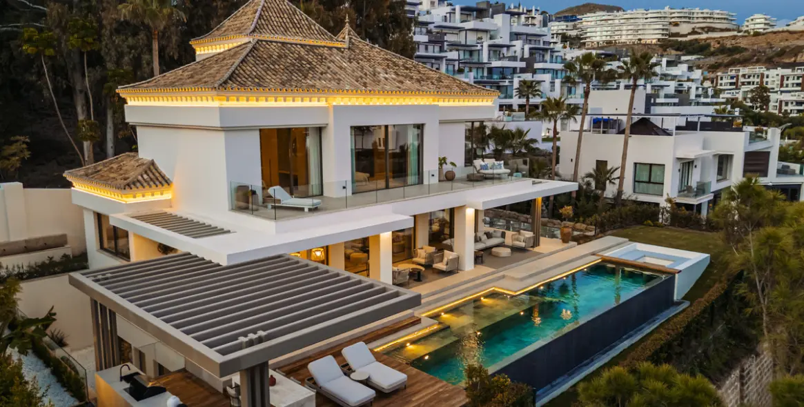 Продажа  отдельно стоящей виллы в La Quinta 42