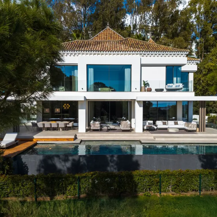 Продажа  отдельно стоящей виллы в La Quinta