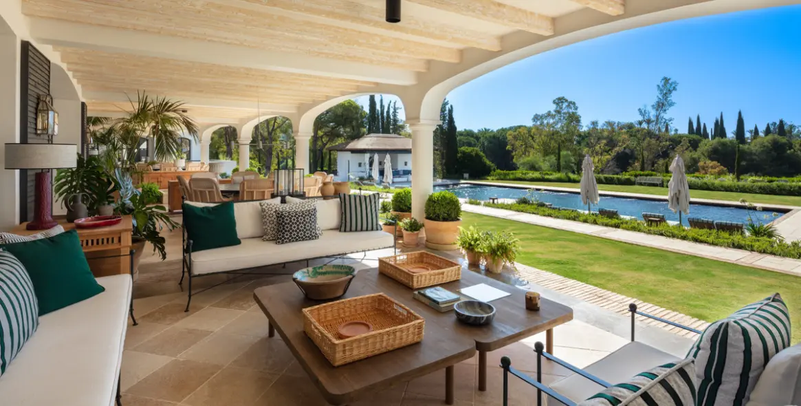 Продажа  отдельно стоящей виллы в The Golden Mile 13