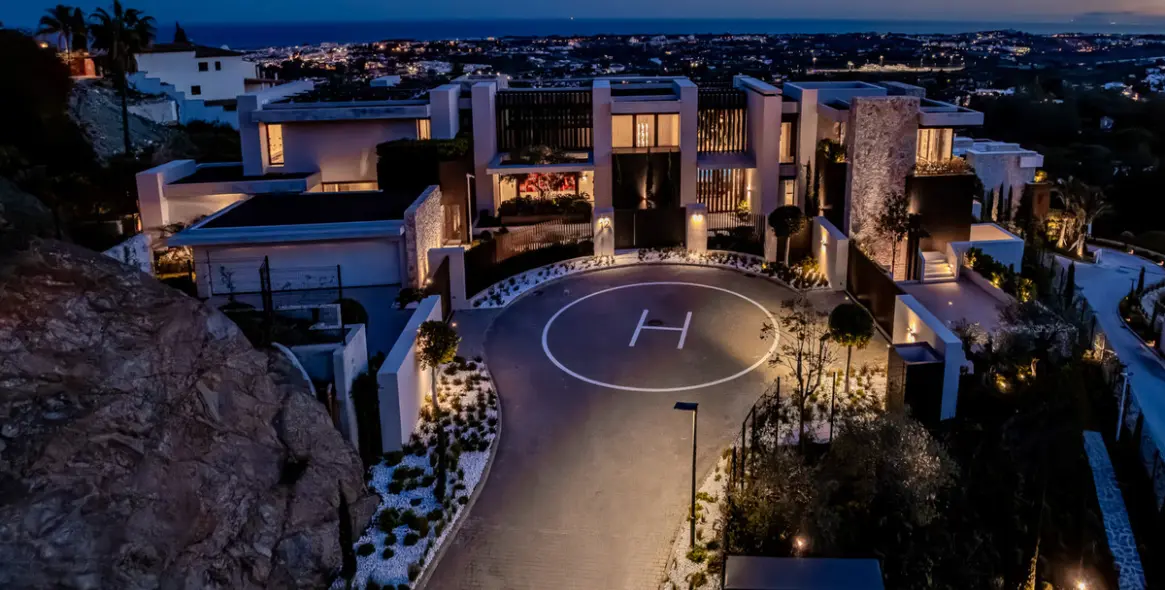 Продажа  отдельно стоящей виллы в La Quinta 1