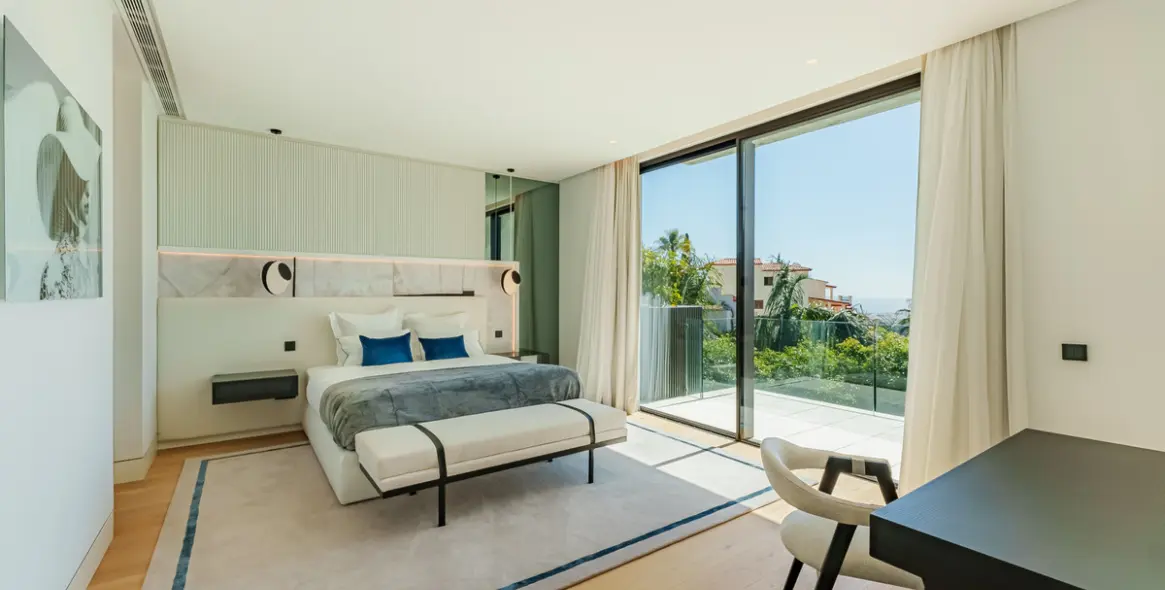 Продажа  отдельно стоящей виллы в La Quinta 20