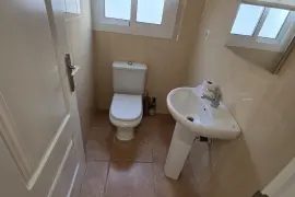 Image 3 thumb