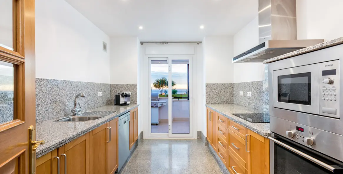 Долгосрочная аренда дома на две семьи в Marbella 18