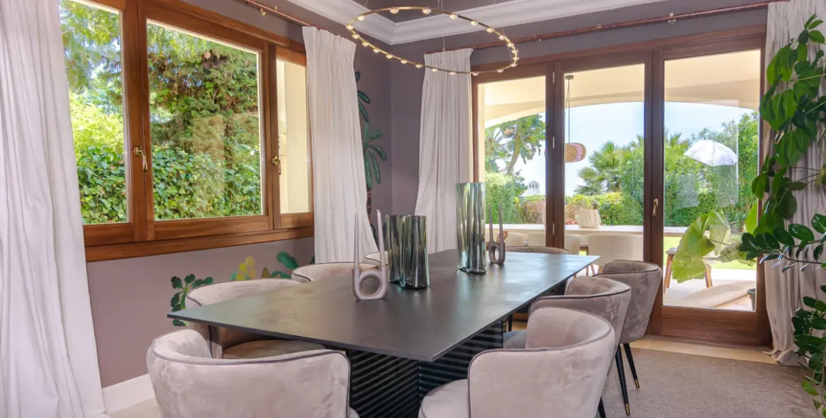 Краткосрочная аренда  отдельно стоящей виллы в The Golden Mile 8