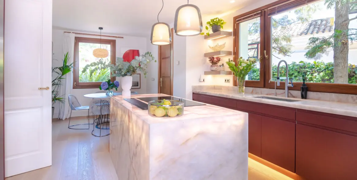 Краткосрочная аренда  отдельно стоящей виллы в The Golden Mile 9