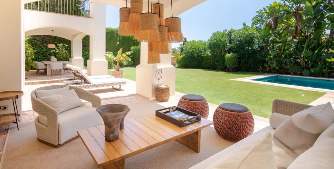 Краткосрочная аренда  отдельно стоящей виллы в The Golden Mile 19