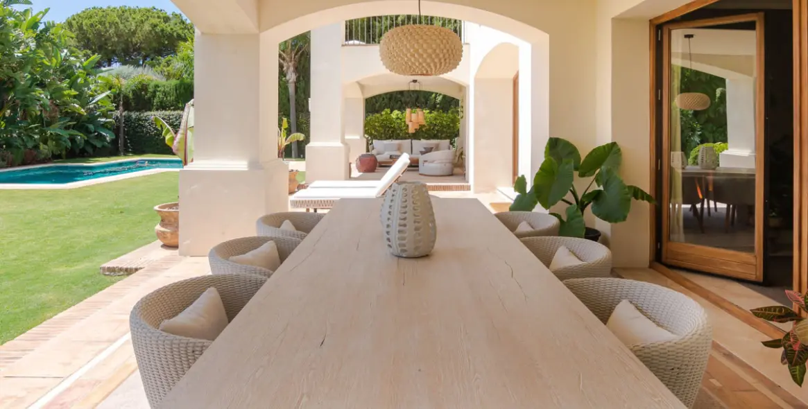 Краткосрочная аренда  отдельно стоящей виллы в The Golden Mile 20