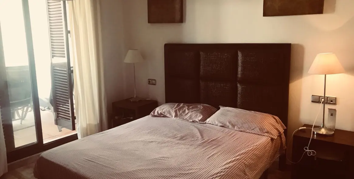 Продажа апартаментов на первом этаже в Doña Julia 8