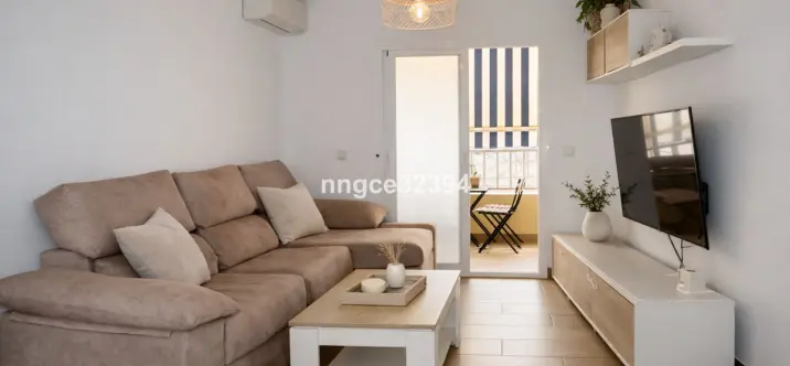 Venta de apartamento en planta media en Marbella 2