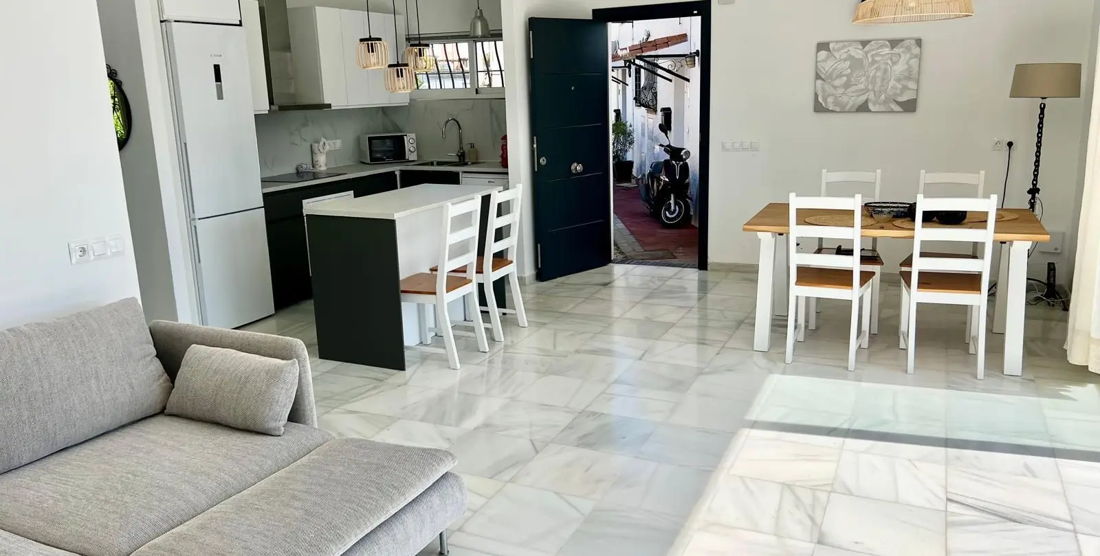 Sale of detached villa in Torreblanca 17