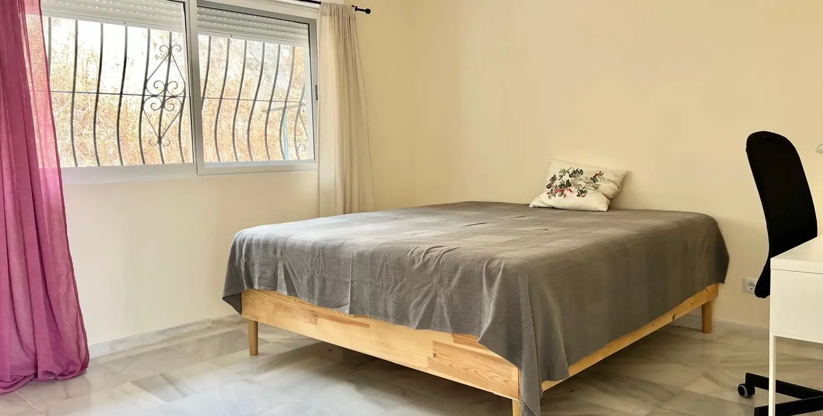 Sale of detached villa in Torreblanca 26