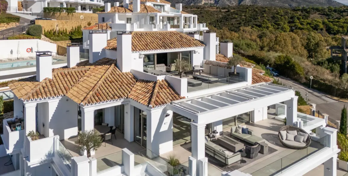 Sale of detached villa in Nueva Andalucía 1