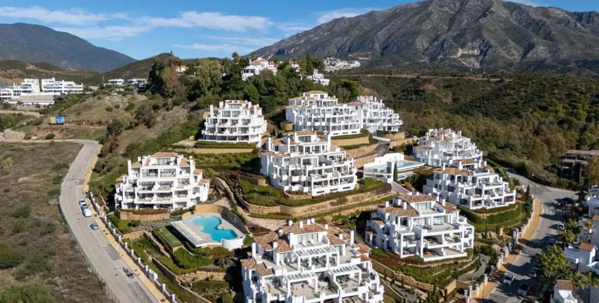 Sale of detached villa in Nueva Andalucía 2