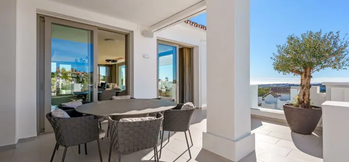 Venta de villa independiente en Nueva Andalucía 4