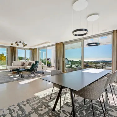 Venta de villa independiente en Nueva Andalucía