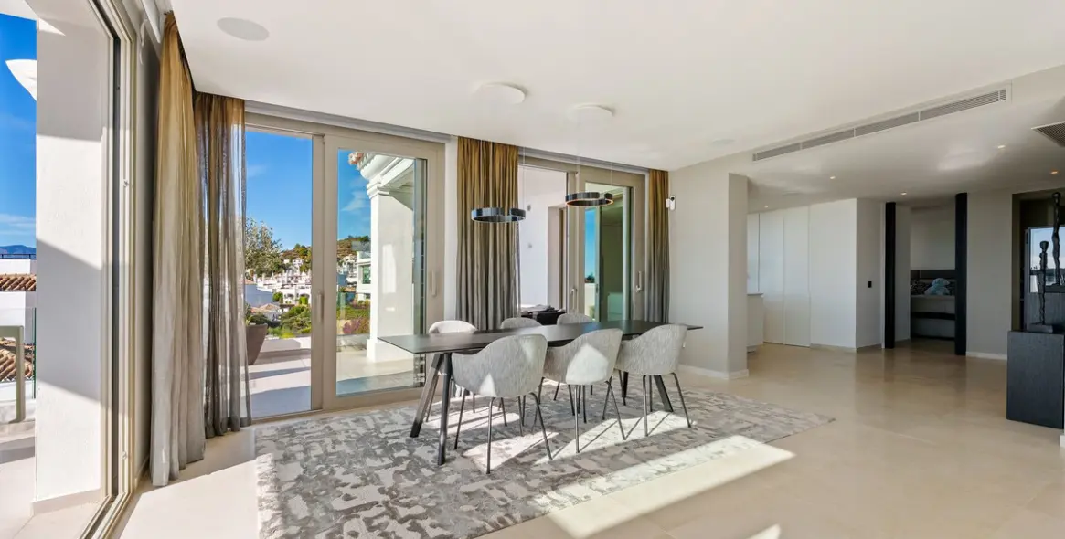 Sale of detached villa in Nueva Andalucía 7