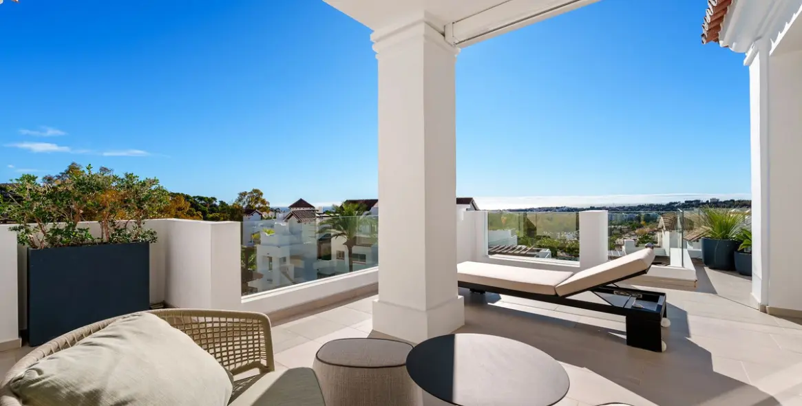 Sale of detached villa in Nueva Andalucía 18