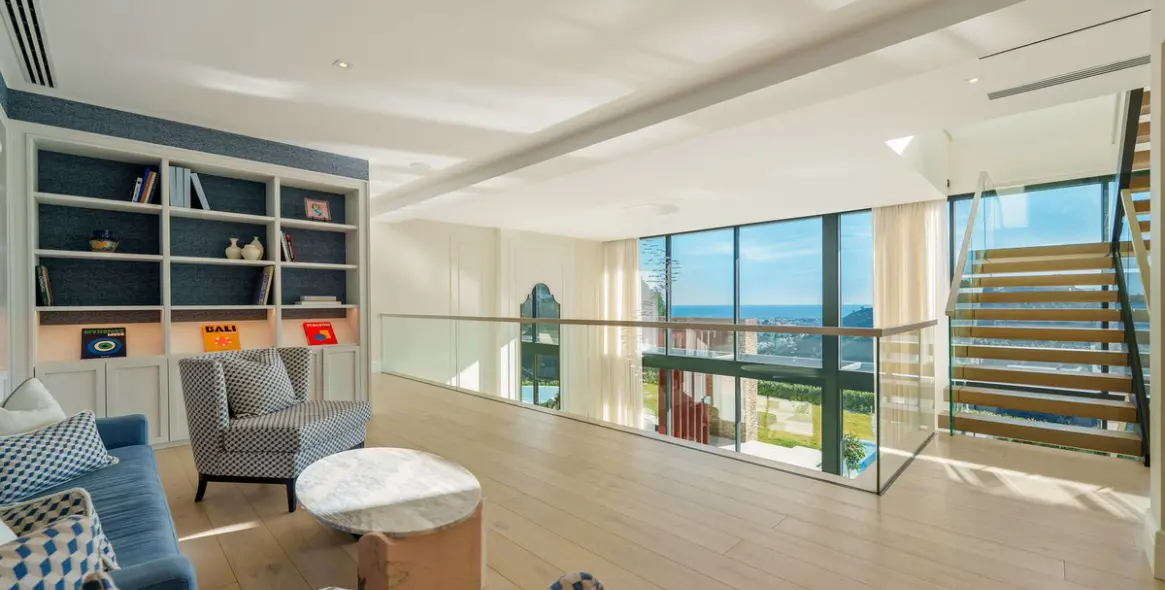 Продажа  отдельно стоящей виллы в Benahavís 23