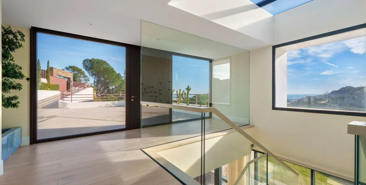 Продажа  отдельно стоящей виллы в Benahavís 27