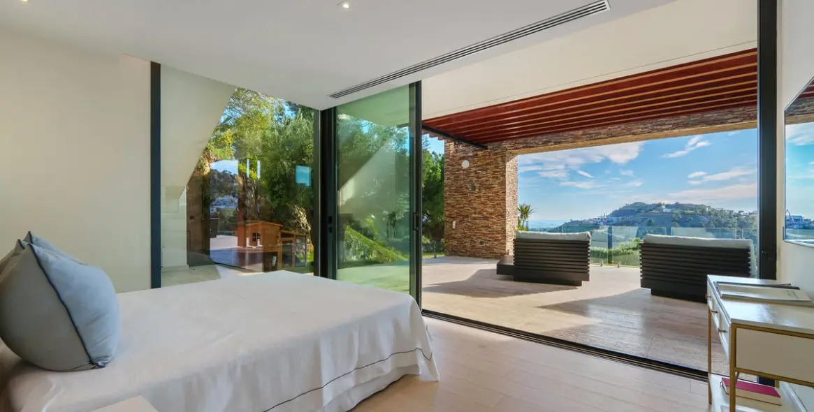 Продажа  отдельно стоящей виллы в Benahavís 29