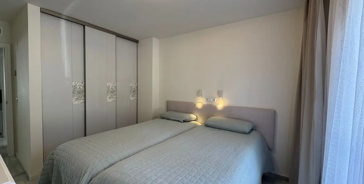 Долгосрочная аренда апартаментов на среднем этаже в Estepona 21