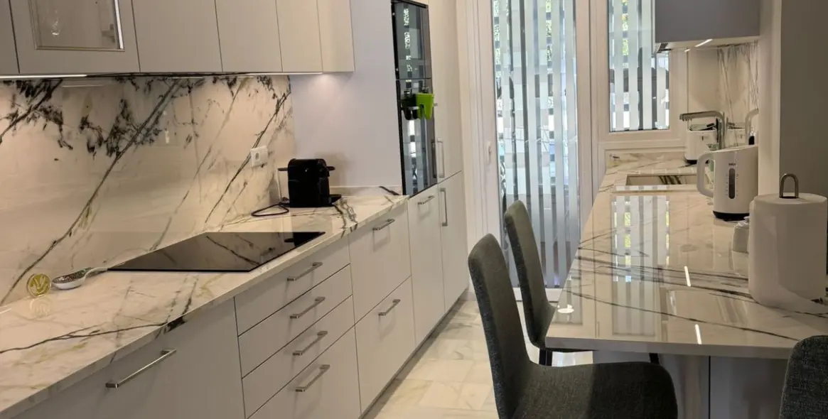 Долгосрочная аренда апартаментов на среднем этаже в Estepona 22