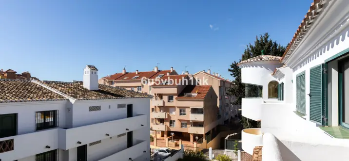 Sale of middle floor apartment in Benalmadena Costa 3