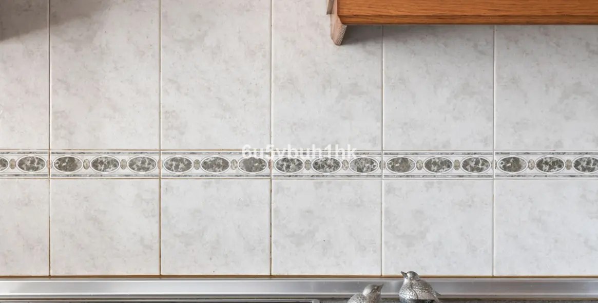 Sale of middle floor apartment in Benalmadena Costa 14