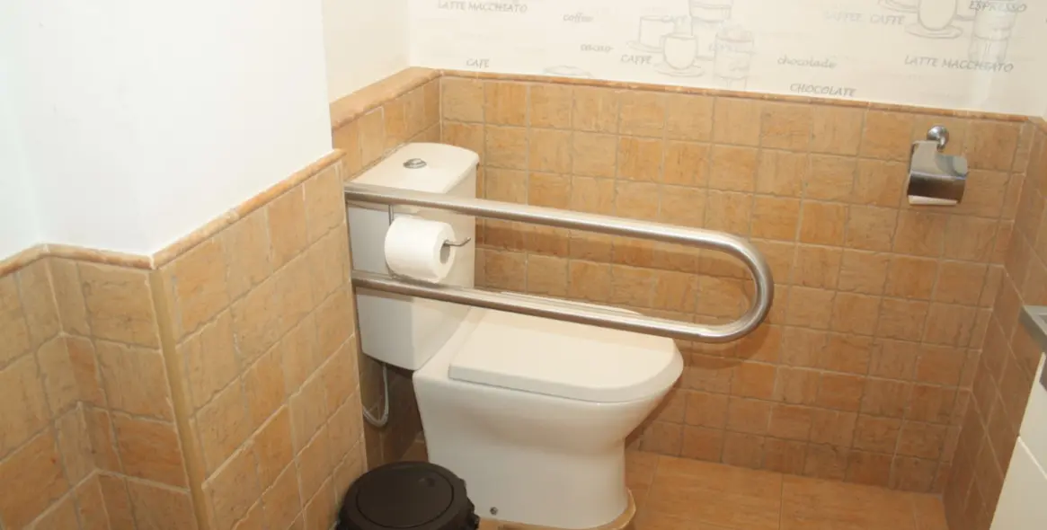 Sale of restaurant in Estepona 3