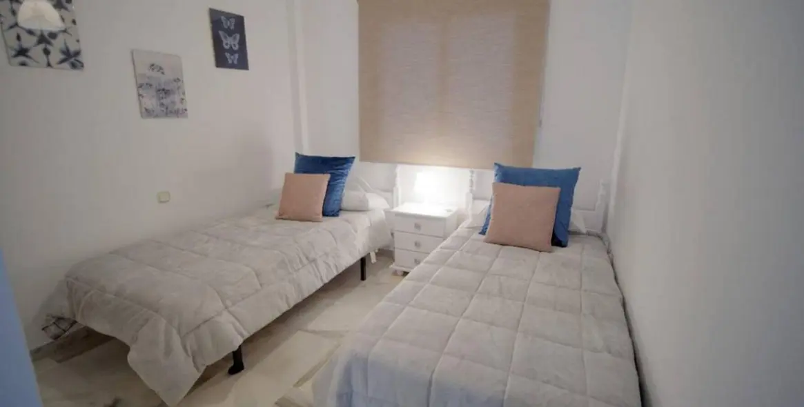 Sale of penthouse in Estepona 5