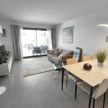 Sale of ground floor apartment in La Duquesa