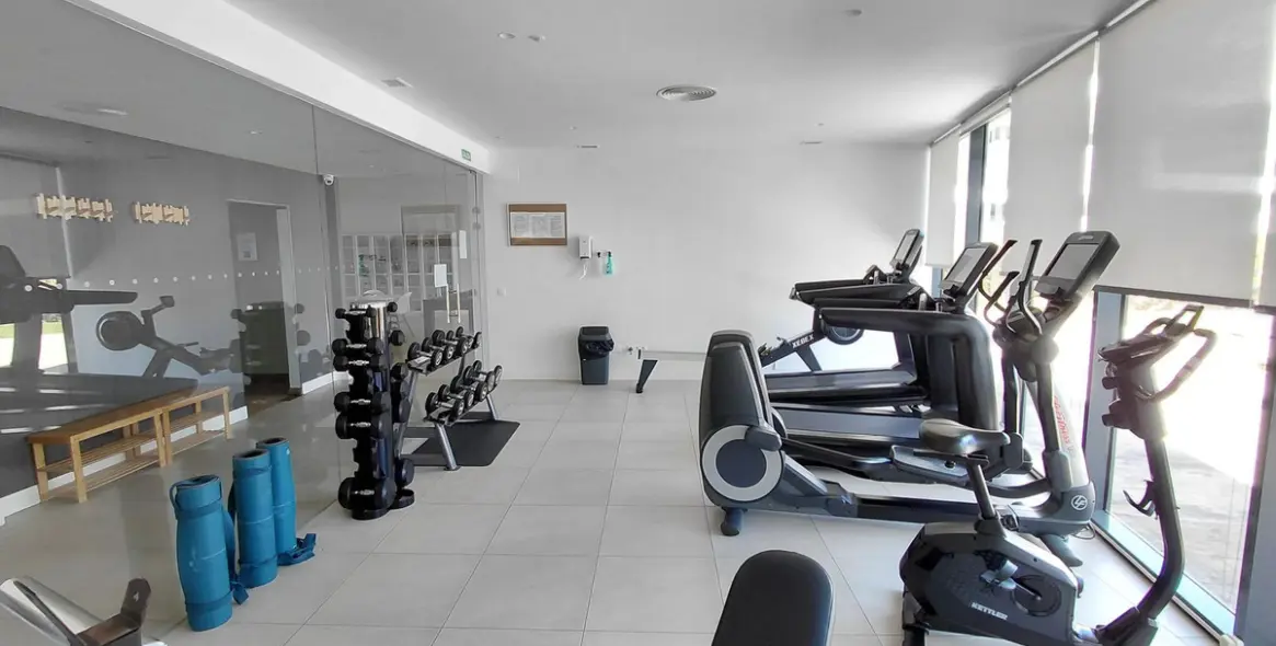 Sale of ground floor apartment in La Duquesa 10