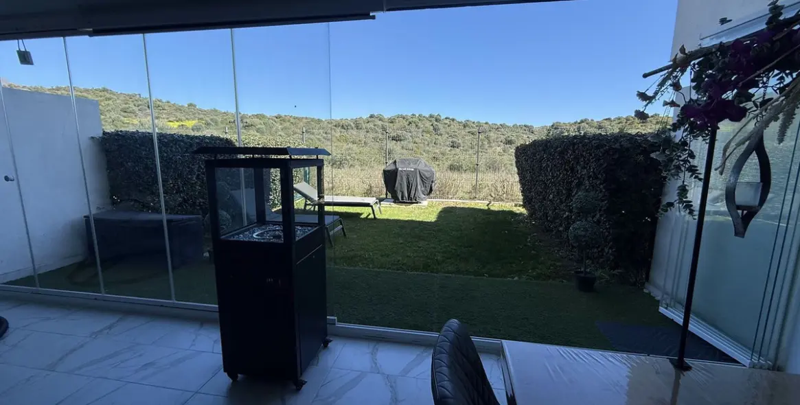 Продажа апартаментов на первом этаже в Estepona 6