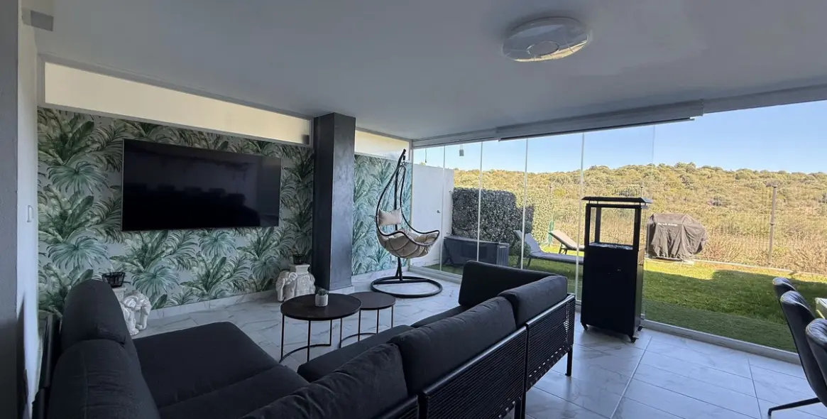 Продажа апартаментов на первом этаже в Estepona 8