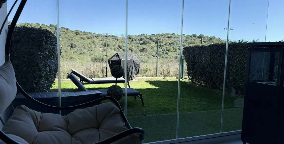 Продажа апартаментов на первом этаже в Estepona 14