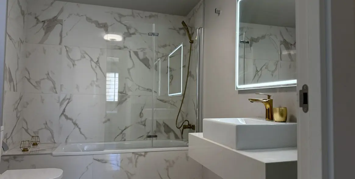 Продажа апартаментов на первом этаже в Estepona 32