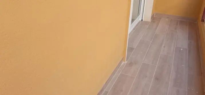 Sale of middle floor apartment in Fuengirola 3