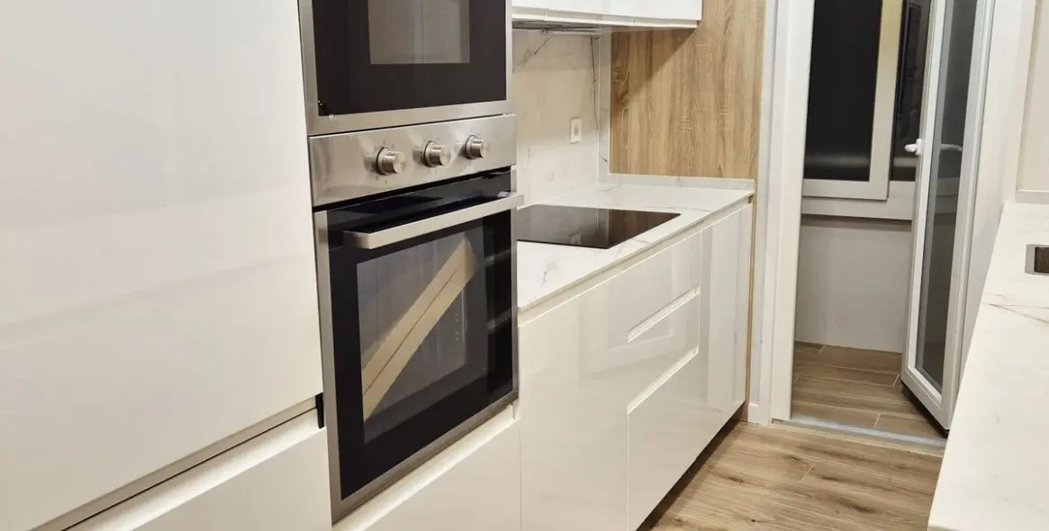 Sale of middle floor apartment in Fuengirola 8