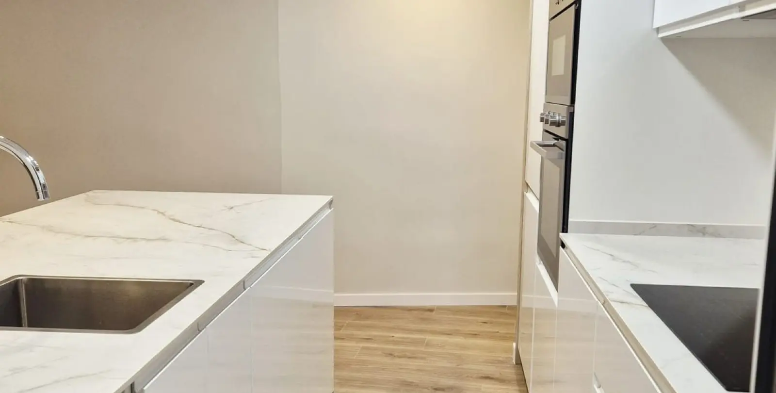Venta de apartamento en planta media en Fuengirola 14