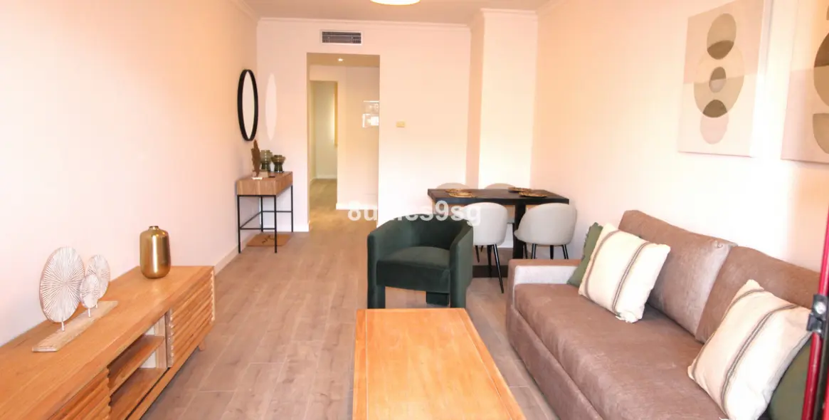 Продажа двухуровневого пентхауса в Benahavís 3