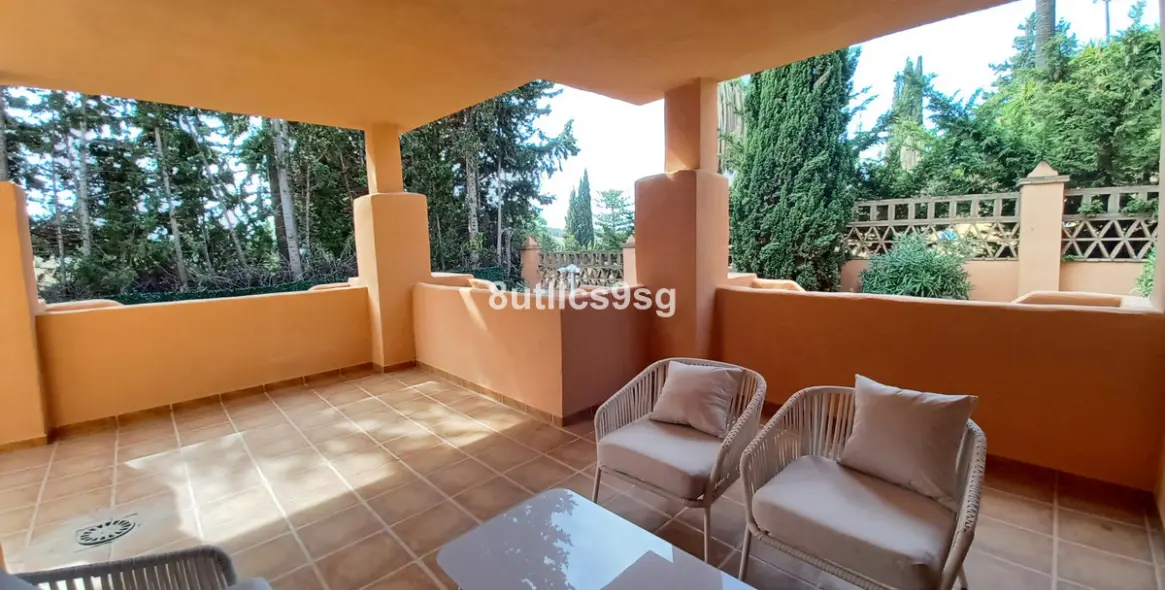 Продажа двухуровневого пентхауса в Benahavís 11