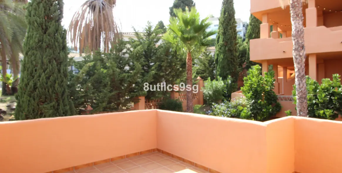 Sale of penthouse duplex in Benahavís 33