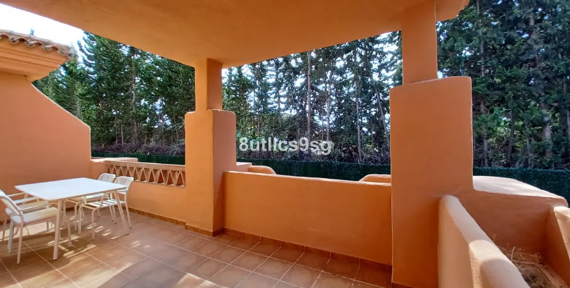 Sale of penthouse duplex in Benahavís 37