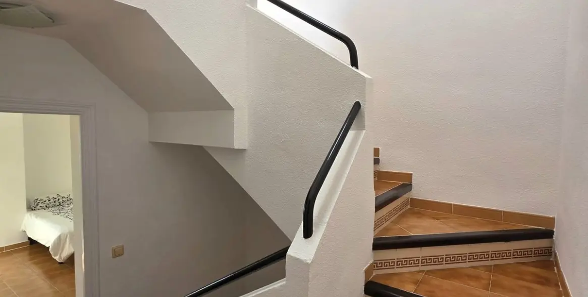 Sale of townhouse in Casares Playa 10