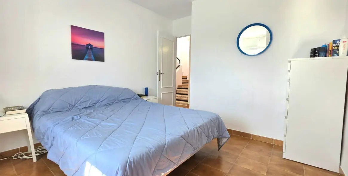 Sale of townhouse in Casares Playa 15