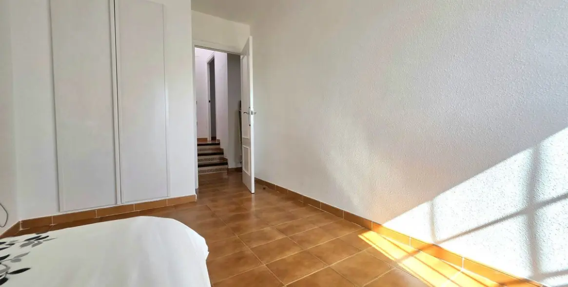 Sale of townhouse in Casares Playa 18