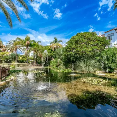 Venta de apartamento en planta media en Costalita